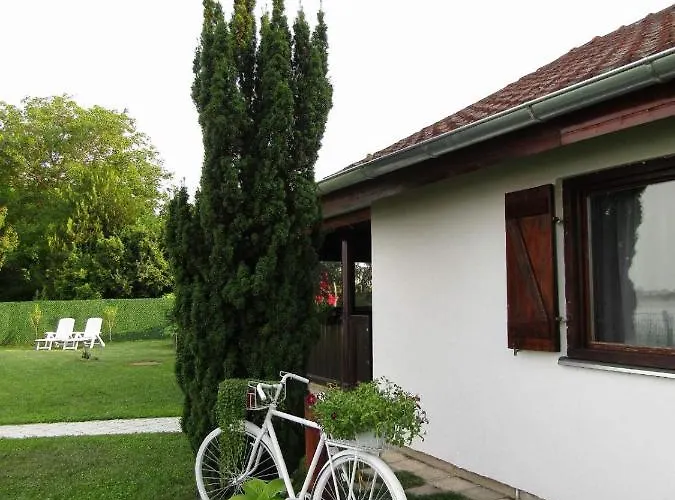 Obala Nyaraló Szabadka